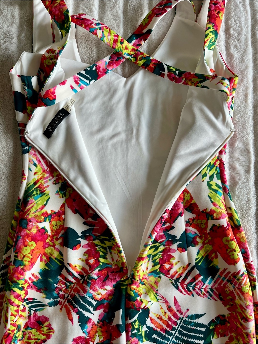 GUESS Tropical Floral Cross-Back Bodycon Dress V-Neck US 10 ✨EUC - Picture 7 of 16